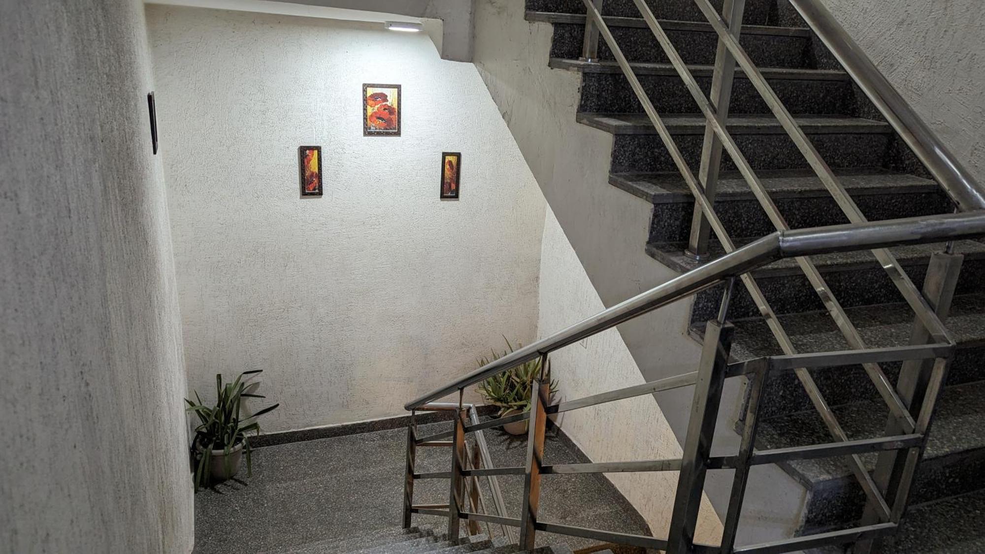 Hotel Aron By The Premium Villa 뉴델리 외부 사진