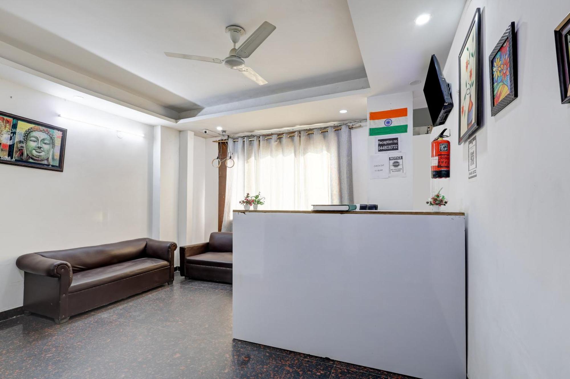 Hotel Aron By The Premium Villa 뉴델리 외부 사진
